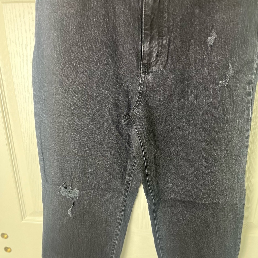 Universal Thread jeans - Picture 2 of 5